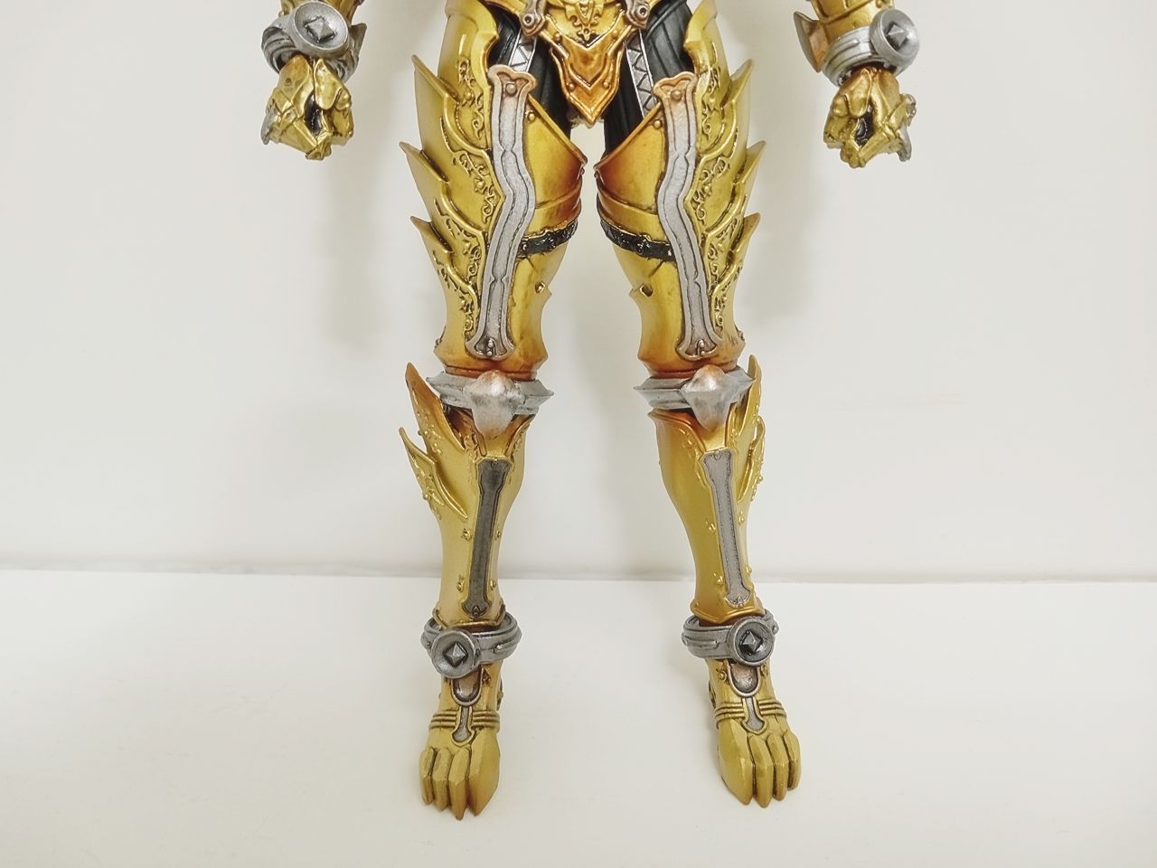 バンダイ 魔戒可動 鷹麟ガロ 魂ウェブ商店 牙狼 GARO フィギュア 開封