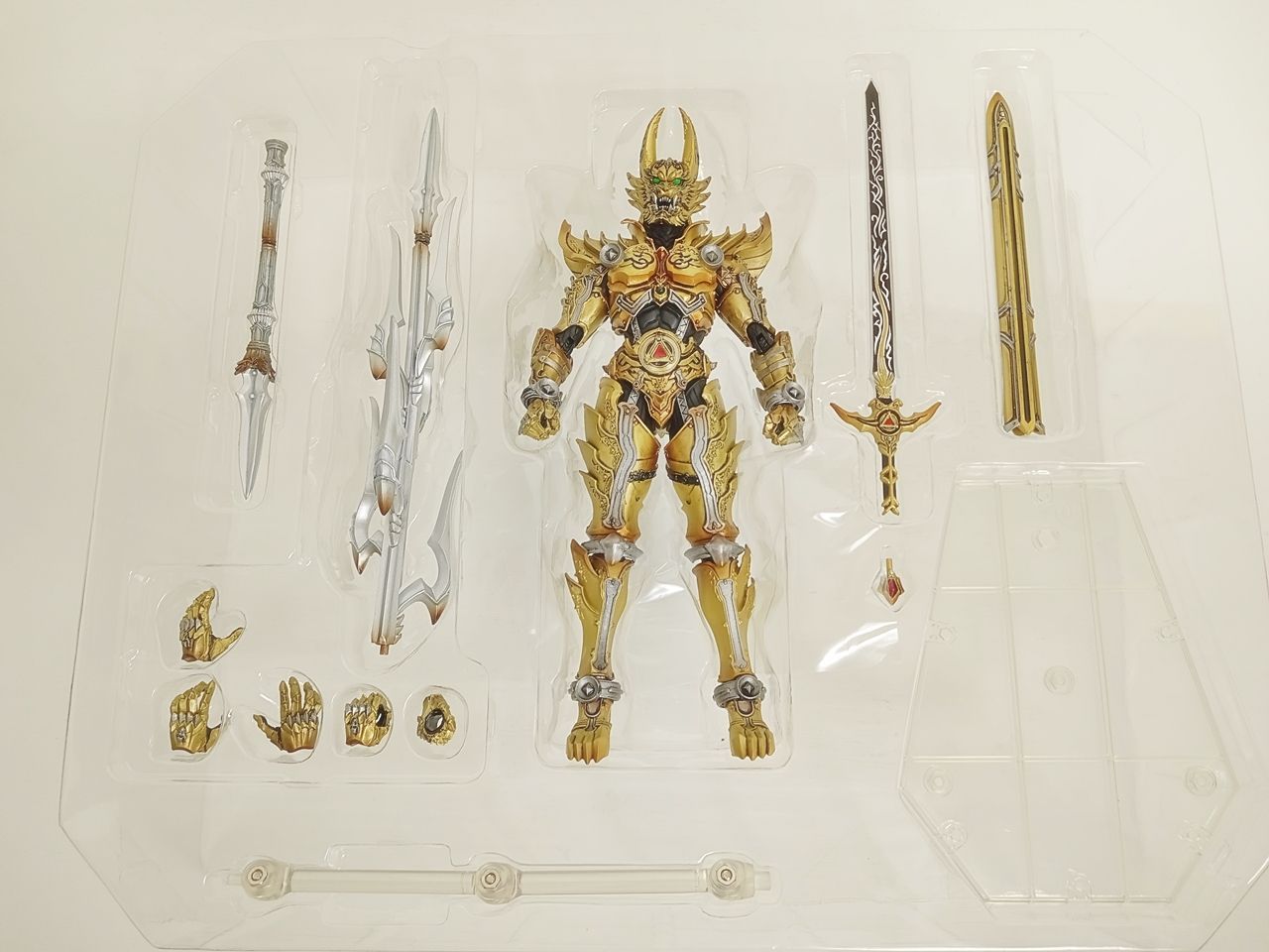 バンダイ 魔戒可動 鷹麟ガロ 魂ウェブ商店 牙狼 GARO フィギュア 開封