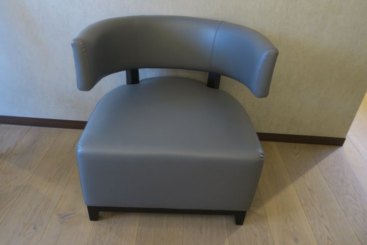 アダル パーソナルチェア １P グレー 定14 7万