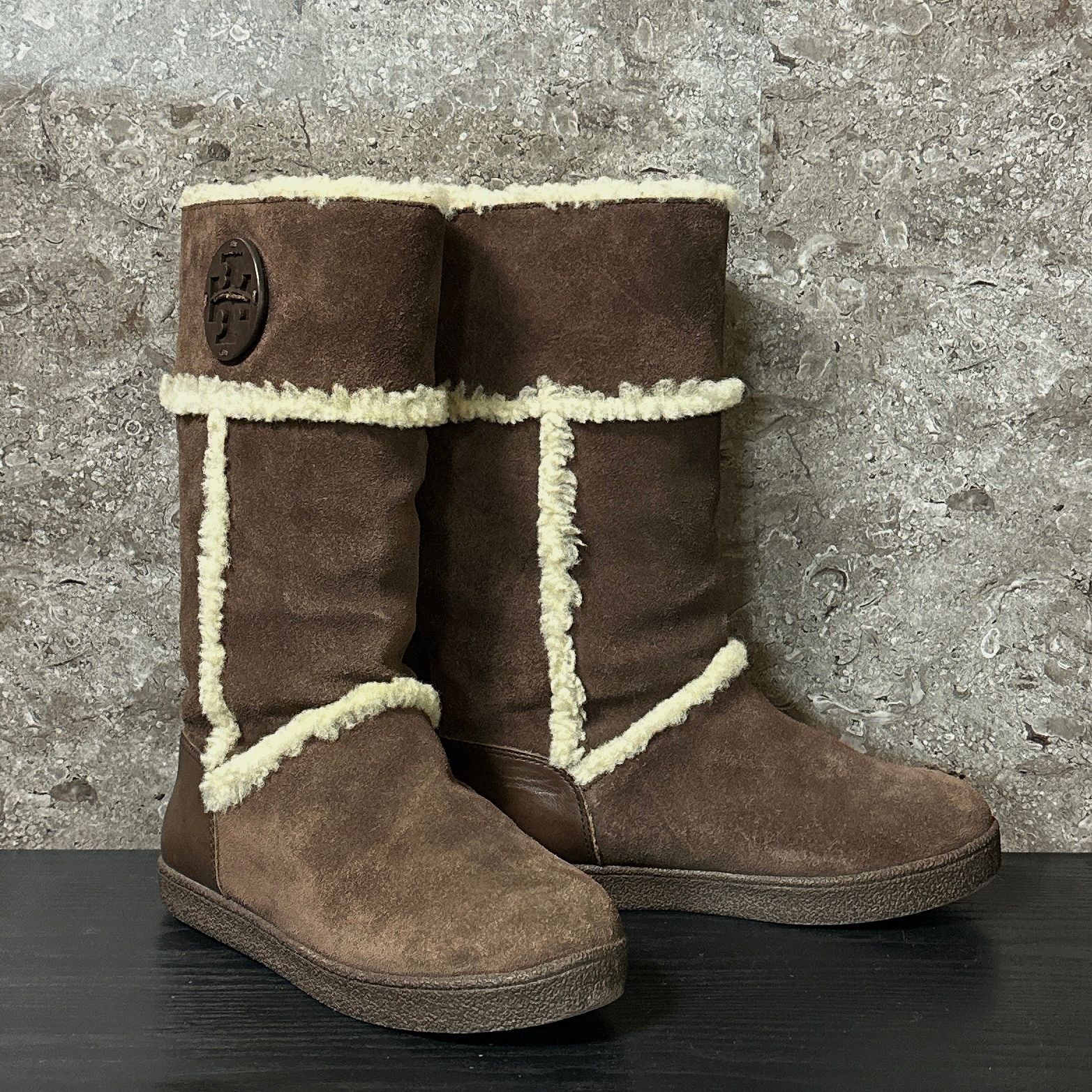 S577 美品 TORY BURCH トリーバーチ サイドロゴ ムートンブーツ