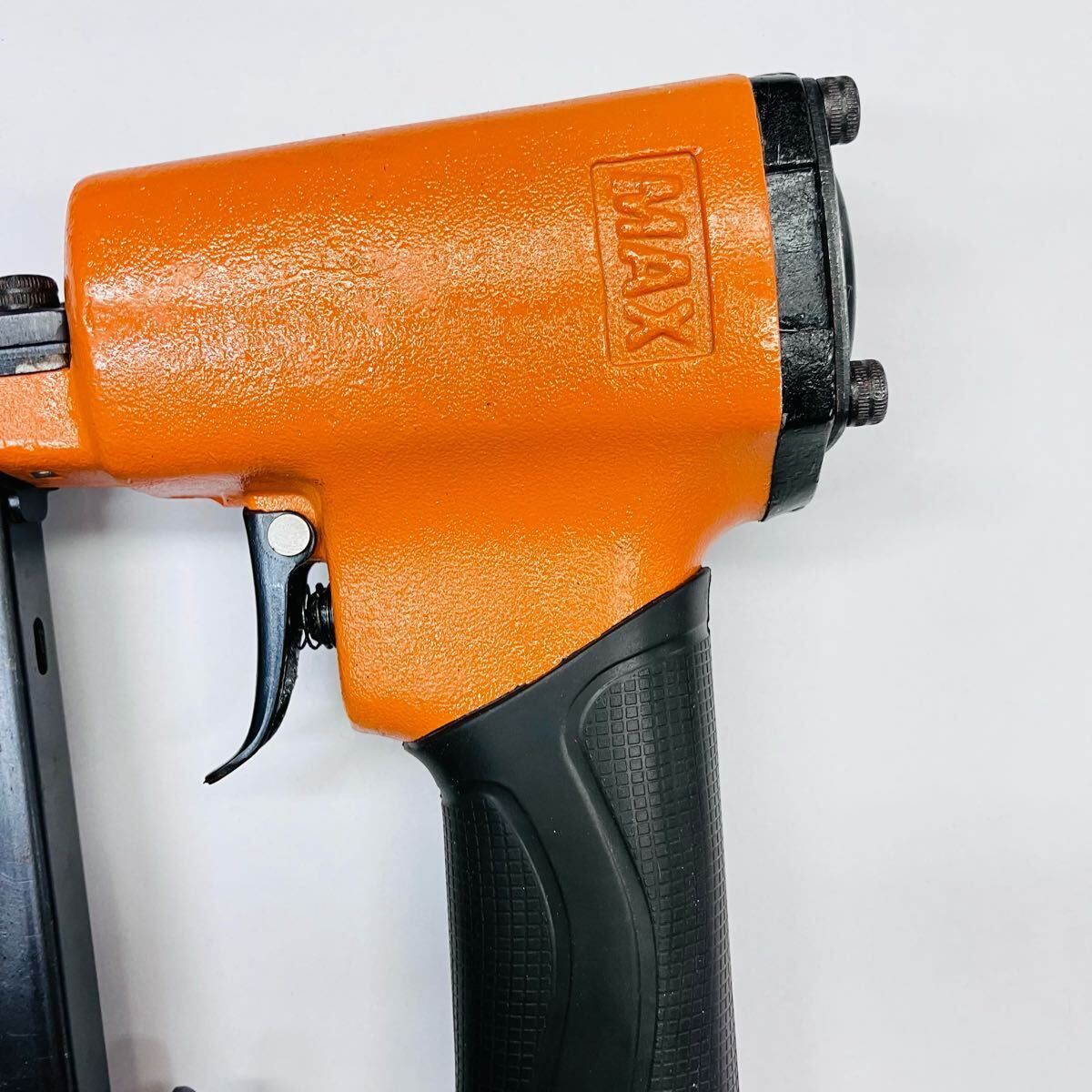 整備品 動作良好 MAX マックス 常圧 10 mm幅 エアタッカー TA-35 A 1022 J