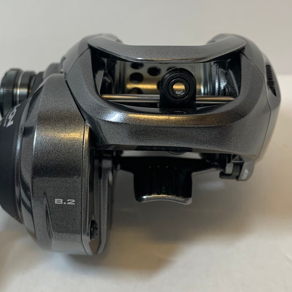 SHIMANO シマノ リール XG ベイトリール 右ハンドル 86