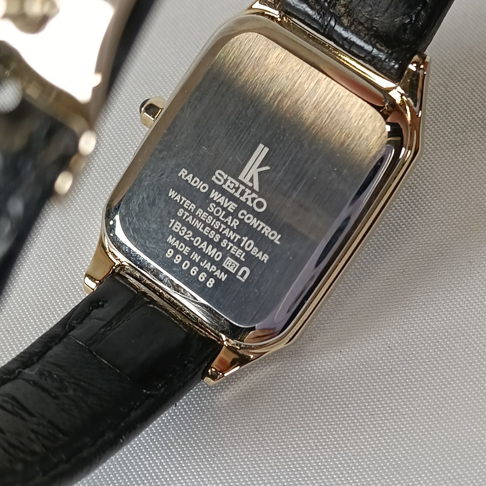 美品 セイコーLk スクエア レディース腕時計 1B32-0AM0 白文字盤 動作