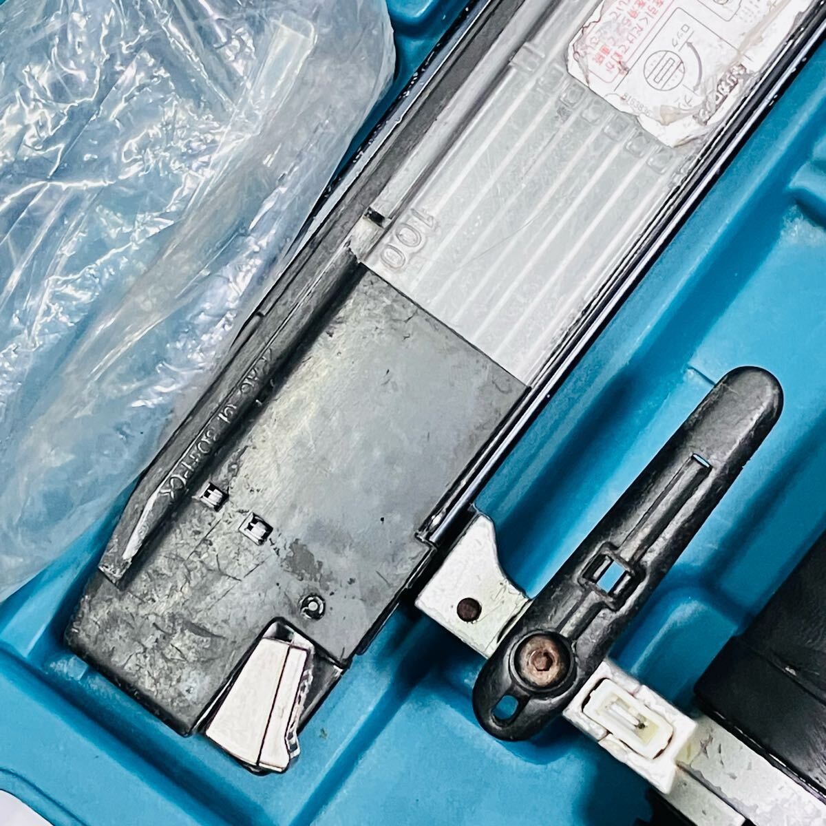  整備品 動作良好 マキタ makita 常圧 50 mm 仕上げ釘打ち機 フィニッシュネイラ AF 502 N ケース付 釘打機 エアーツール