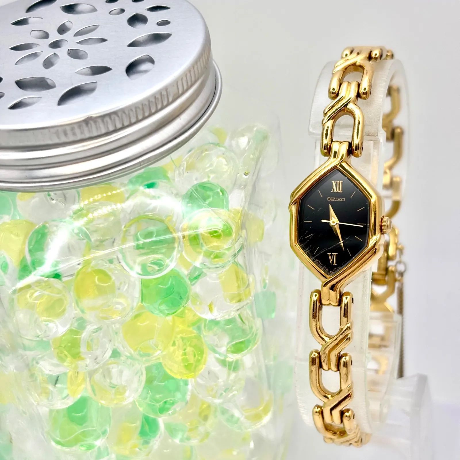 新品電池】SEIKO セイコー レディース 腕時計 ゴールド ダイヤ型 2P21