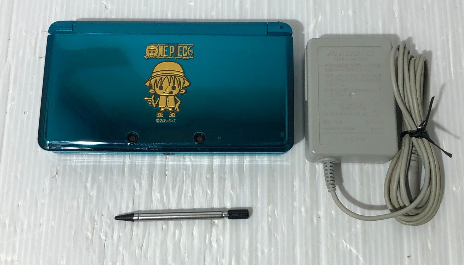 ニンテンドー 3 DS アクアブルー ACアダプター付き Nintendo