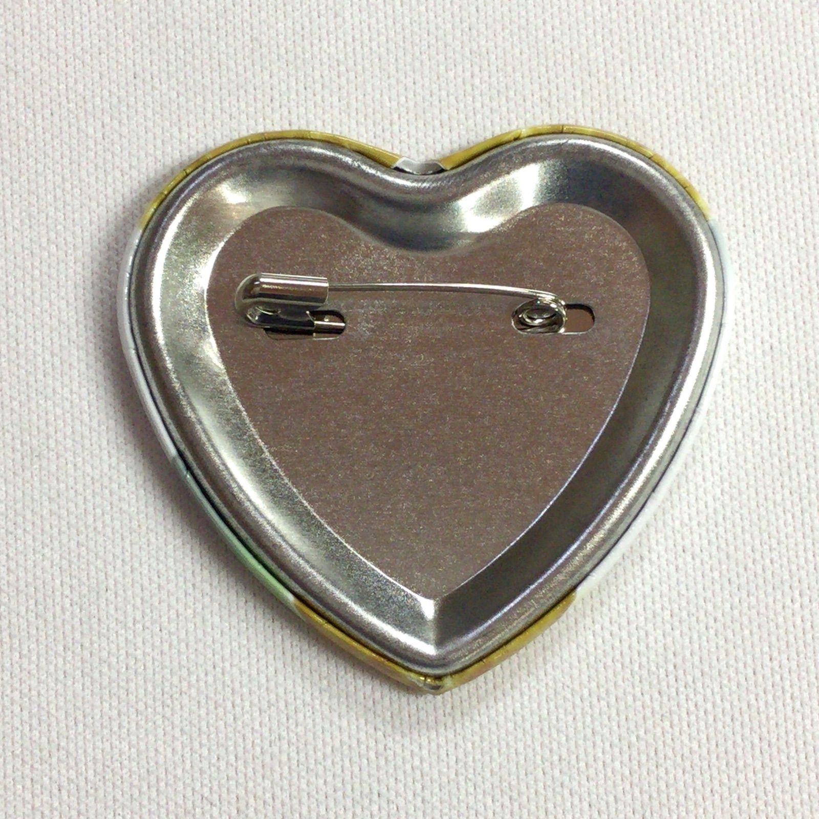 Readyyy! 折笠凛久 セガコラボカフェ ハート型 缶バッジ - メルカリ