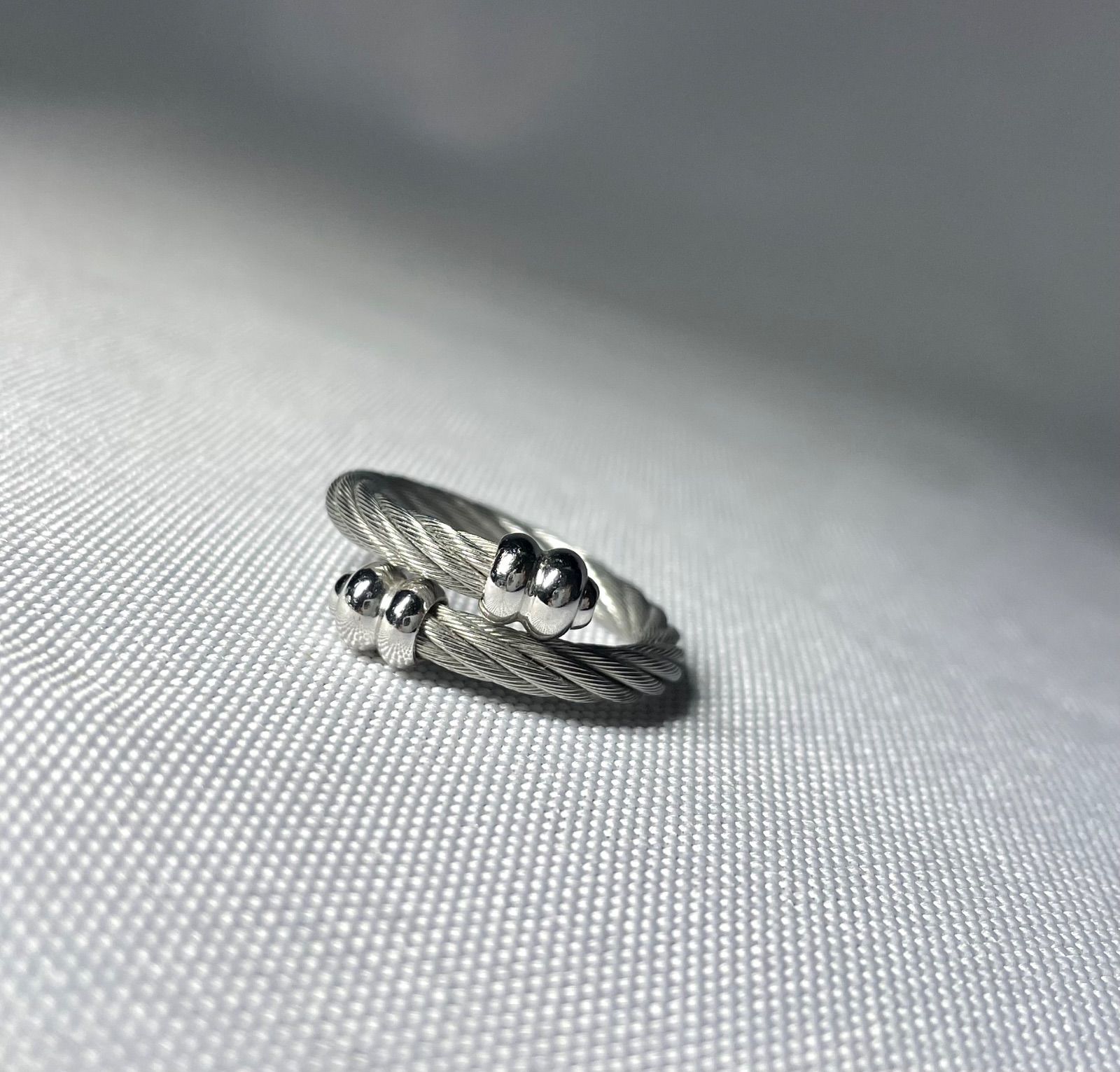 美品 PHILIPPE CHARRIOL フィリップシャリオール ワイヤーデザイン