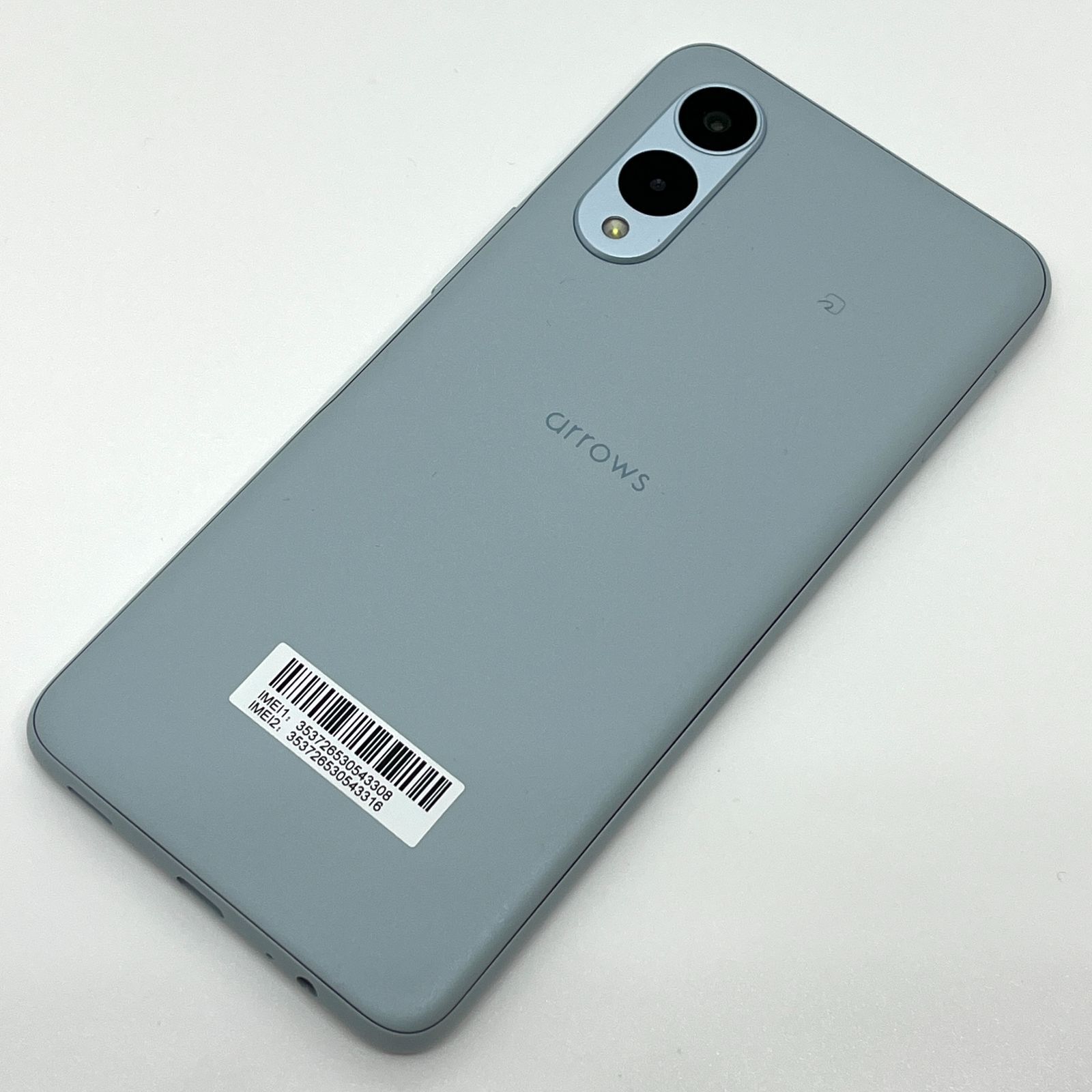 新品同様】充電サイクル0回 arrows We2 FCG02 ライトブルー au版 SIM