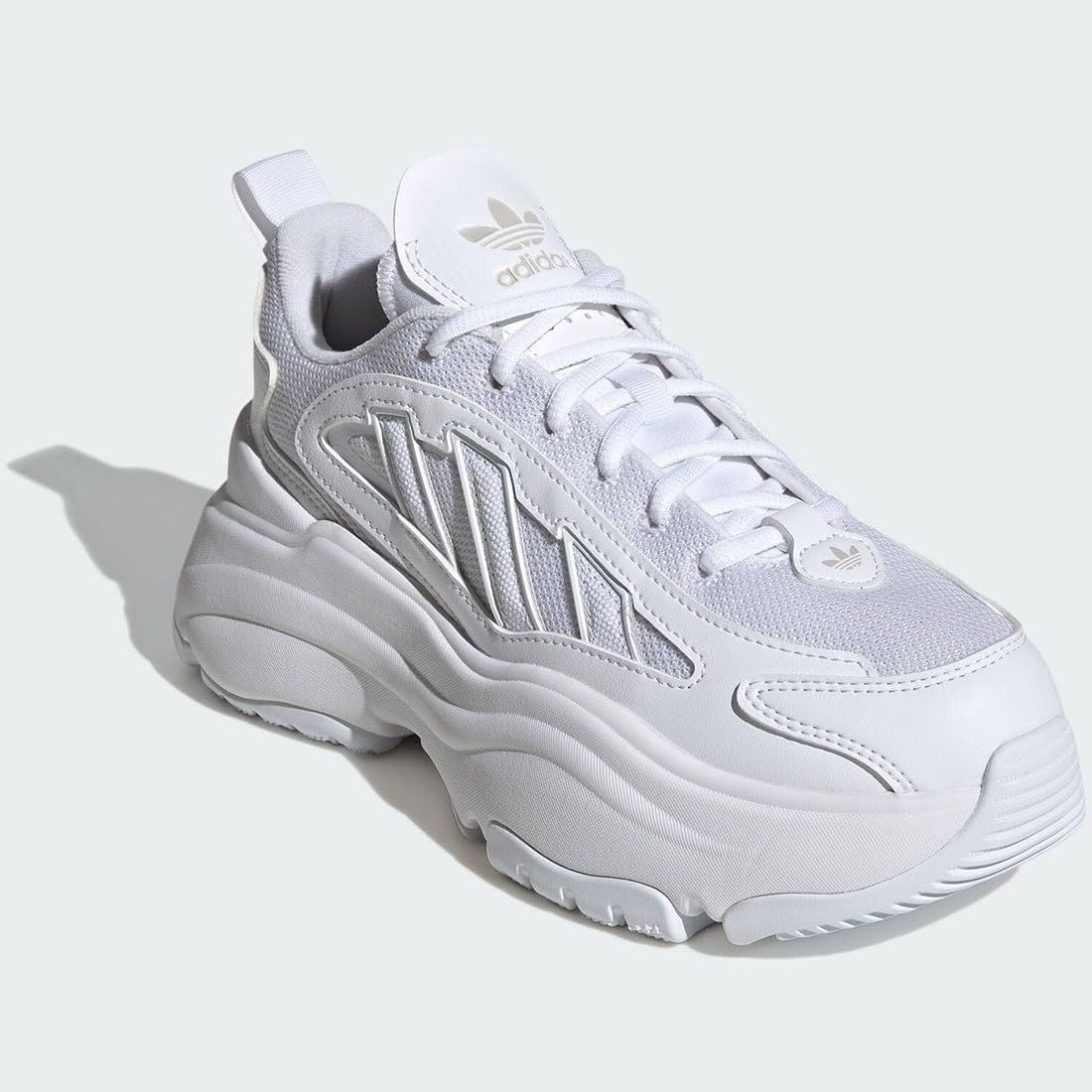 アディダス オズガイア