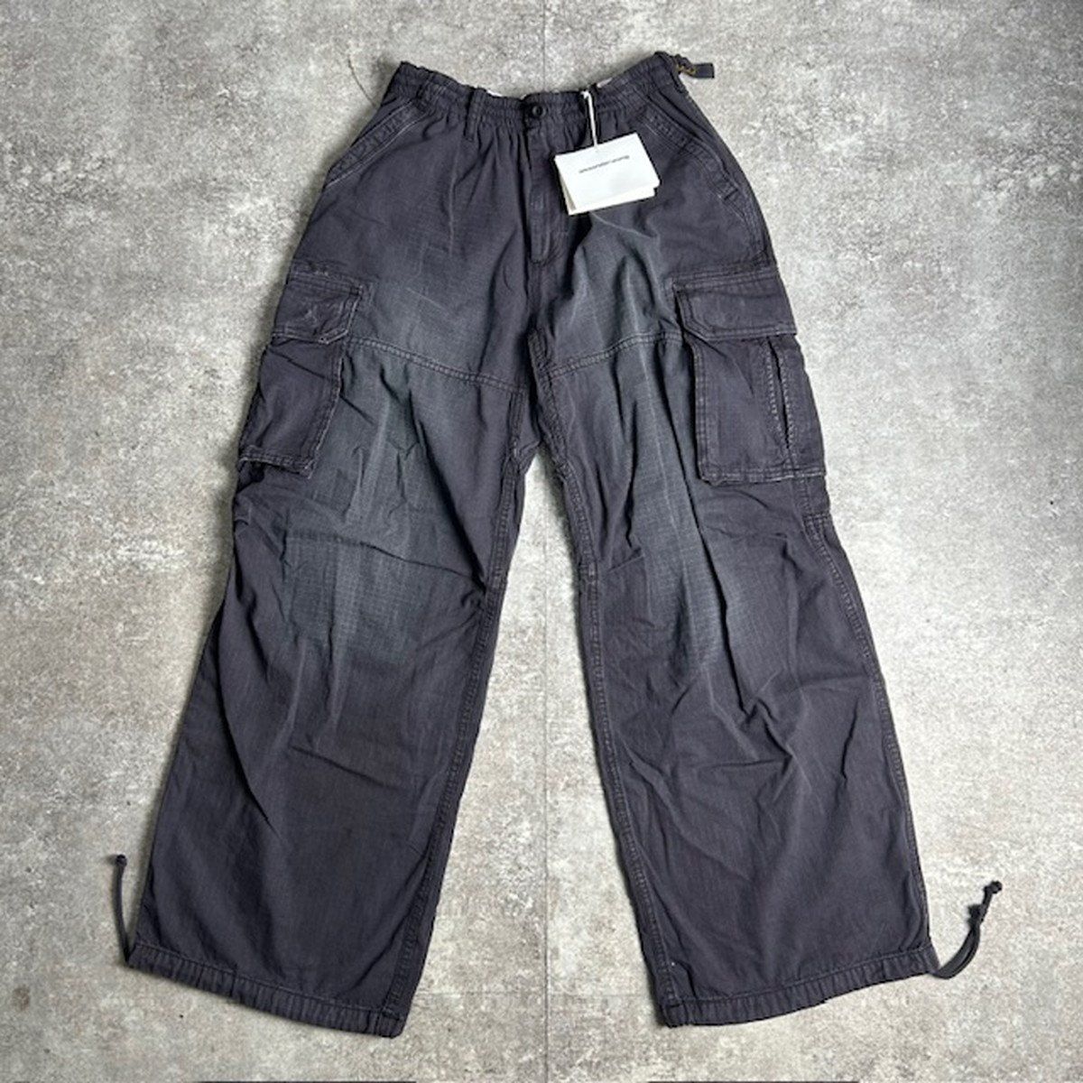 alexanderwang アレキサンダーワン Turned Down Elastic Cargo Pants リップストップカーゴパンツ ブラック