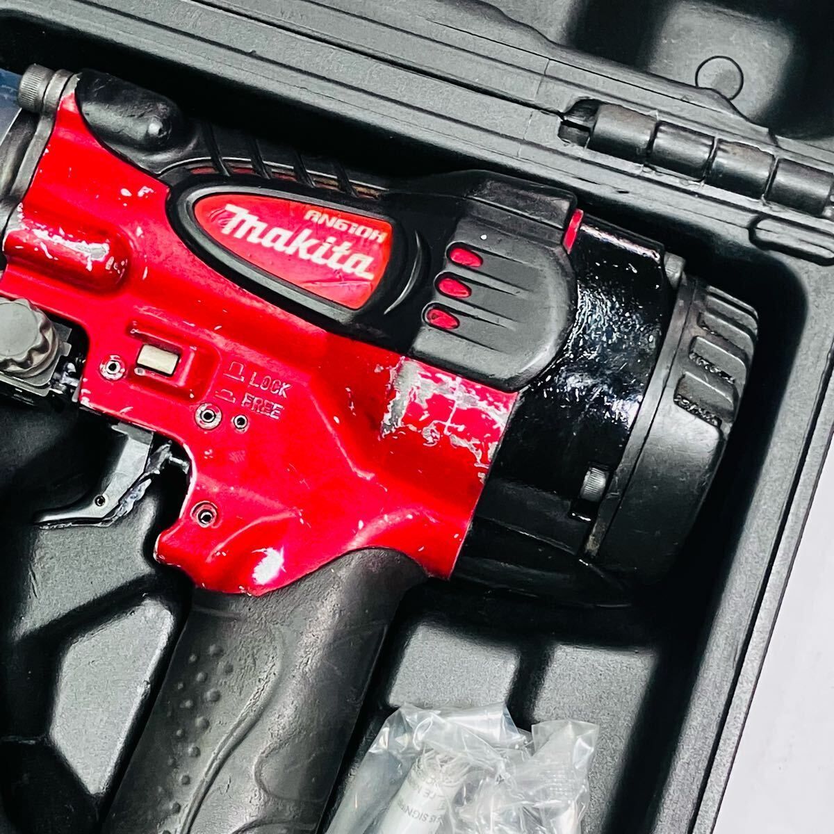 整備品 動作良好 マキタ makita 65 mm 高圧エア釘打機 釘打ち機 AN 610 H ケース付き