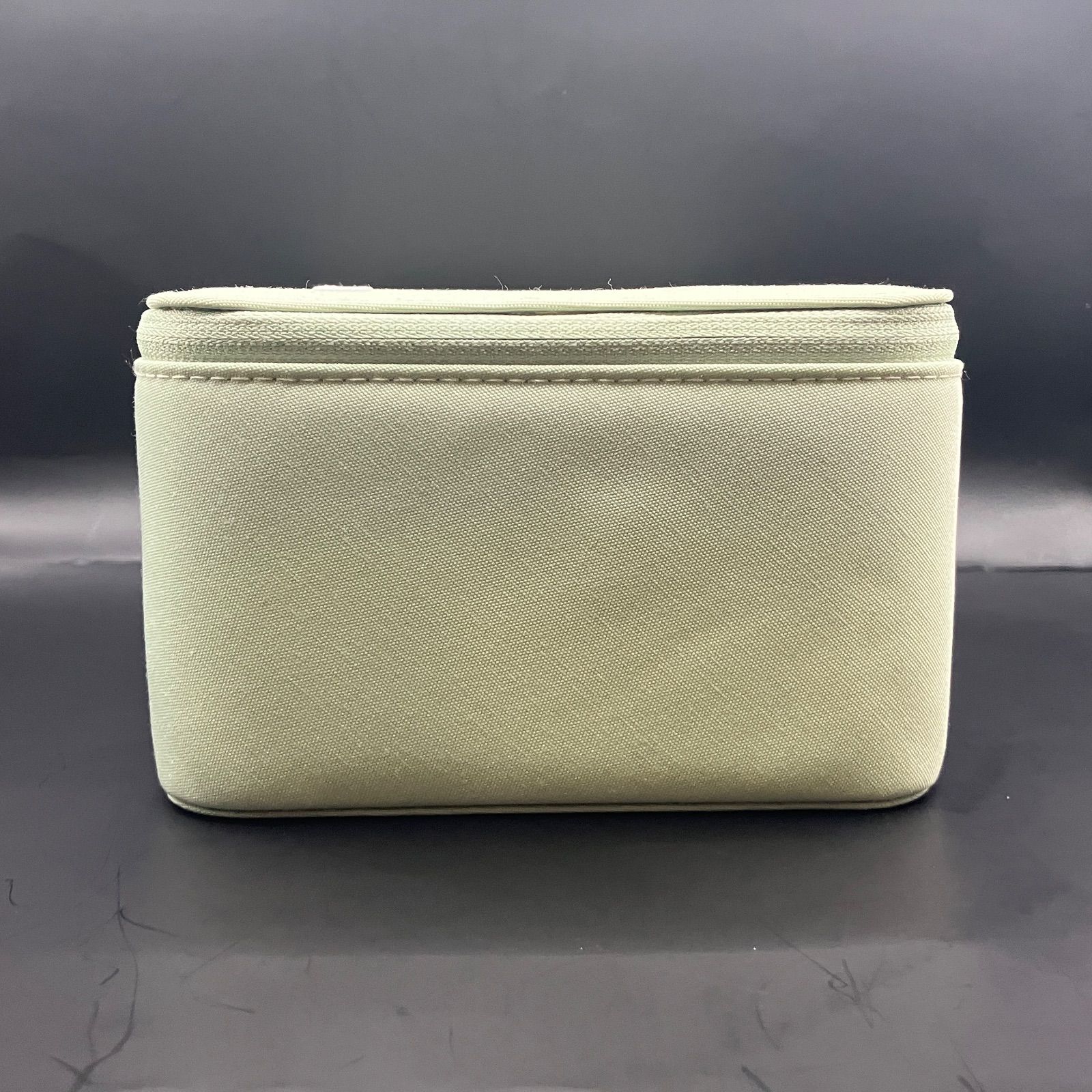非売品】PRADA ビューティー ミントグリーン メイクボックス ポーチ 