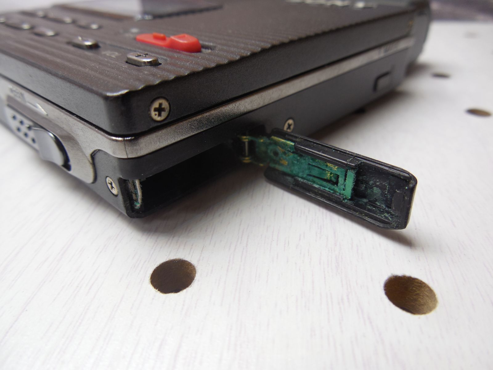  R 1903 SONY MDウォークマン MZ 90 ポータブルMDプレーヤー ポータブルプレーヤー