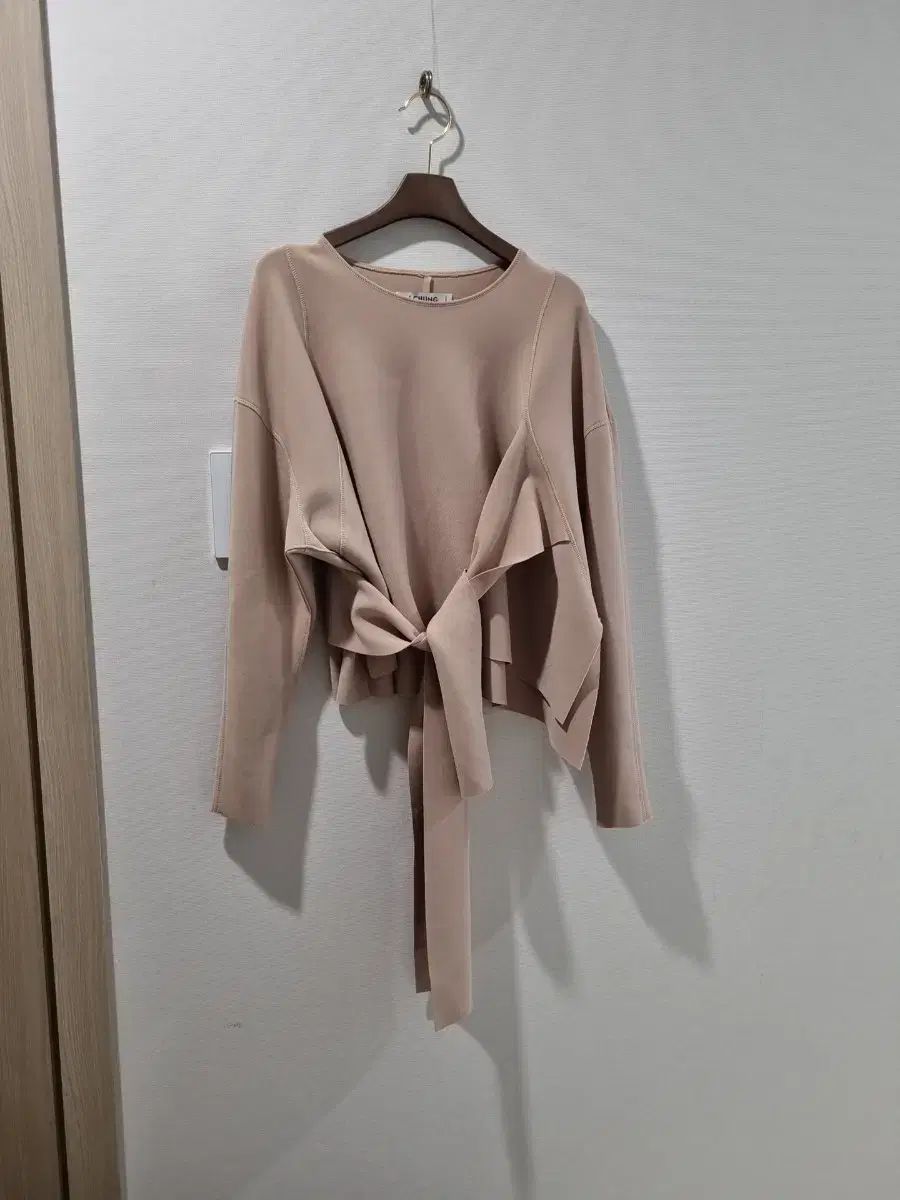 J Chung ベルト付き トップス 23 24 ss