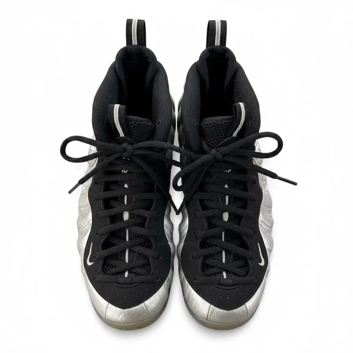 ナイキ エア フォームポジット シルバー 285 mm