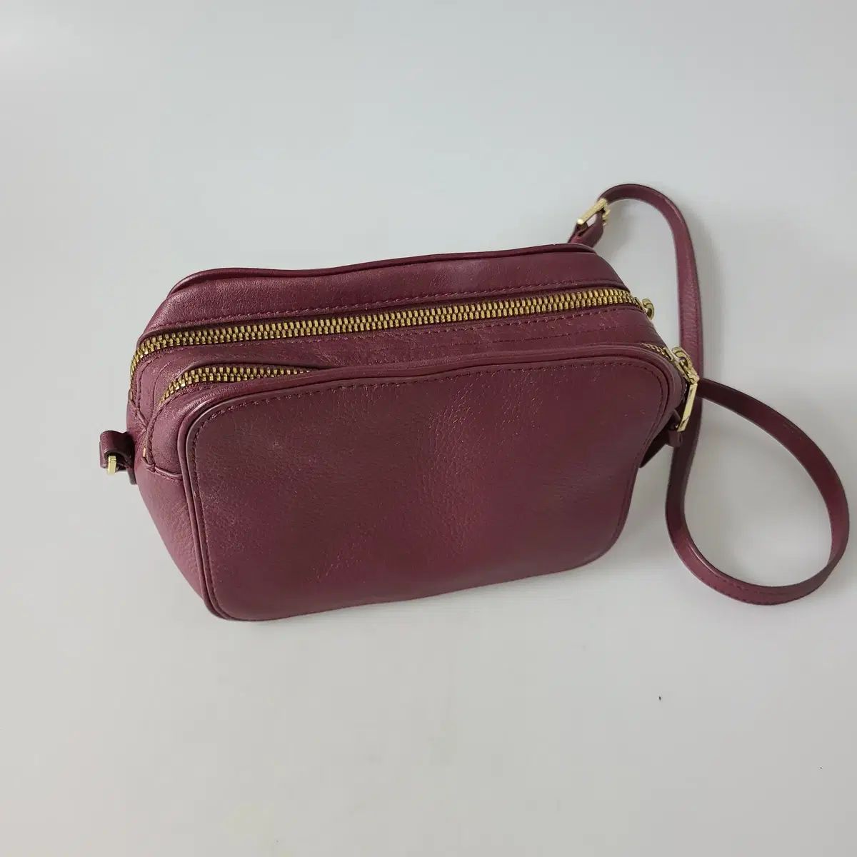 トリーバーチ ロビンソン 小売 ダブル ジップ クロスバック