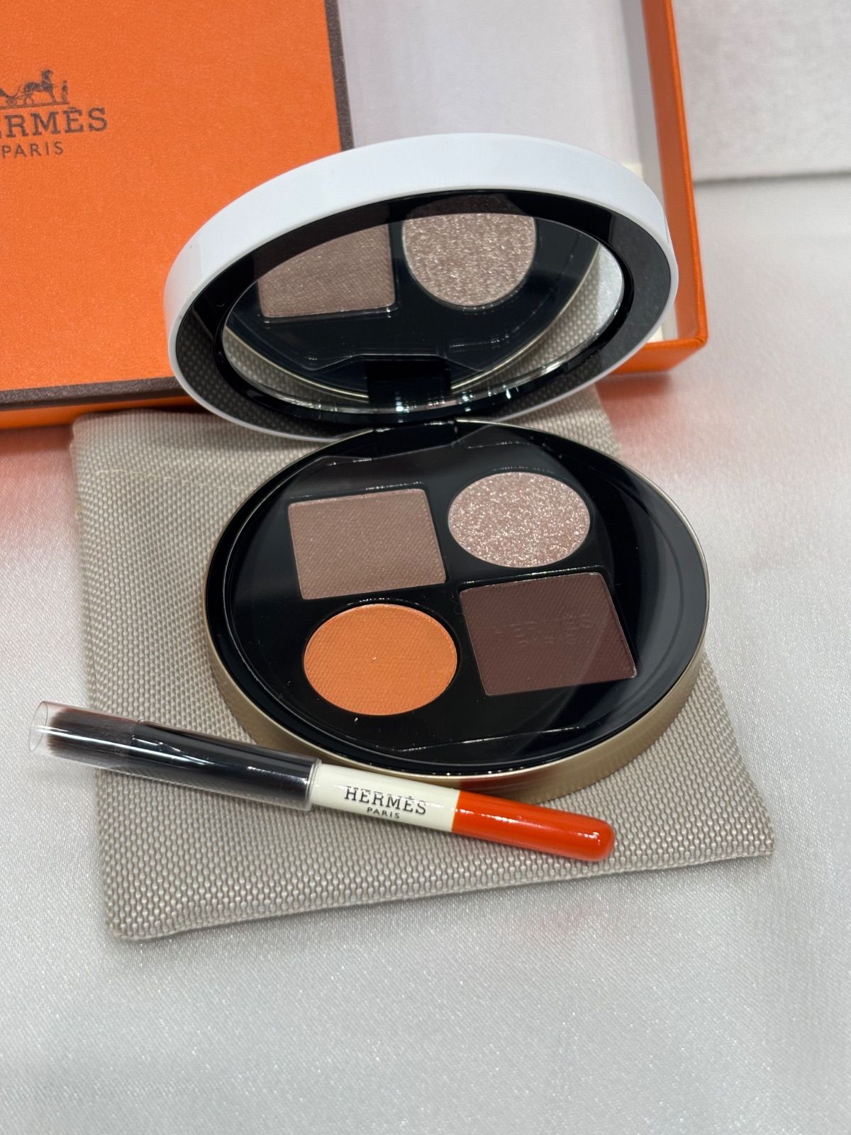 HERMÈS エルメス