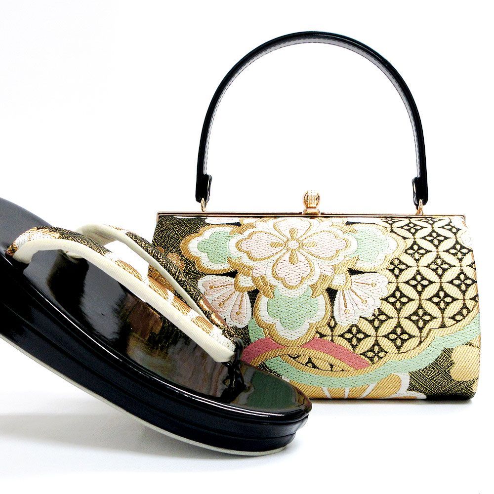 遊戯王　初期　2期のみ　SR以上含む 大量　まとめ　④18kg以上 遊戯王 初期 2期 旧レリーフ まとめ売り 遊戯王 初期 2期 旧レリーフ