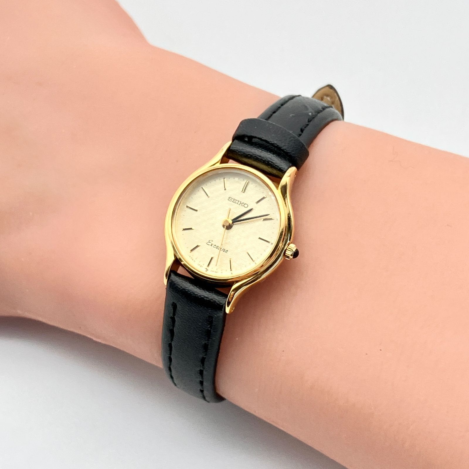 中古】セイコー エクセリーヌ 腕時計 1F21-0030 レディース クォーツ