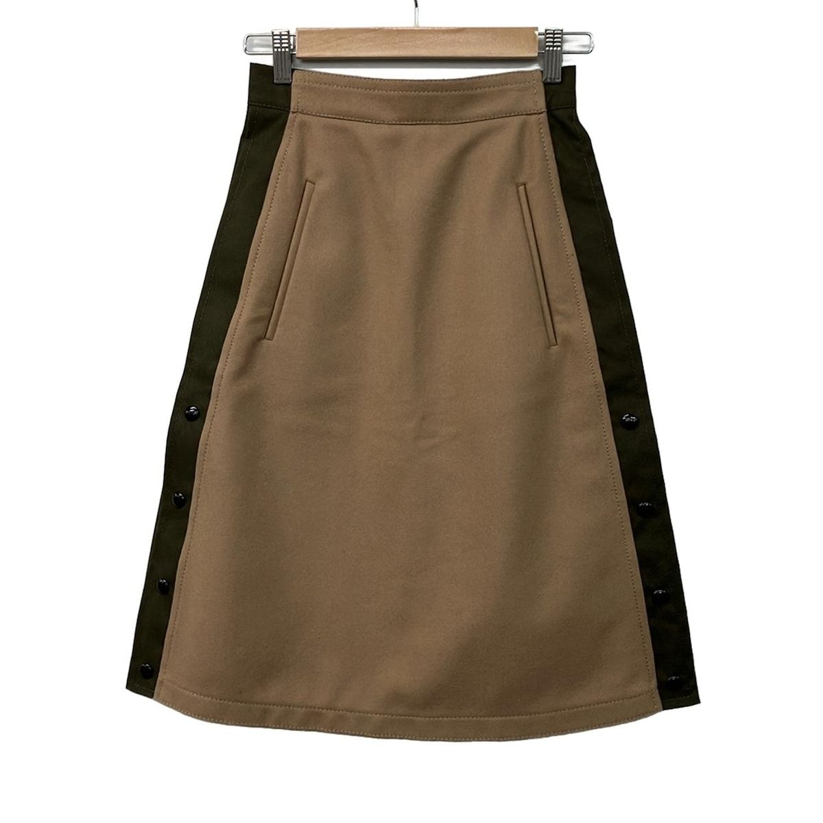 新品 N°21 ヌメロ ヴェントゥーノ スカート ブラウン サイズ36 XS N゜21(ヌメロ ヴェントゥーノ) ロングスカート サイズ36 S レディース