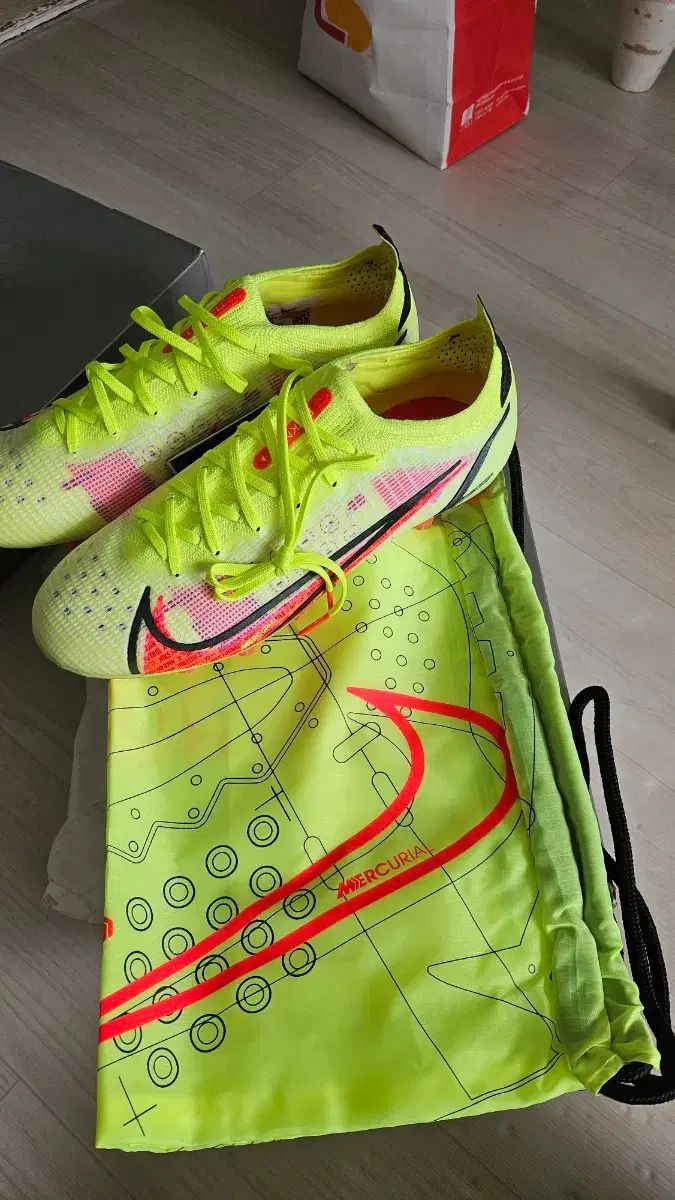 ナイキ ヴェイパー14 エリート HG 240 サッカーシューズ