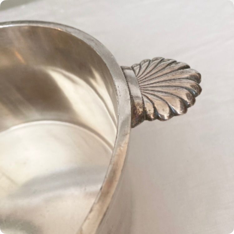 フランスアンティーク　ライオンハンドルの銀ボウル フランスアンティーク ライオンハンドルの銀ボウル フランス