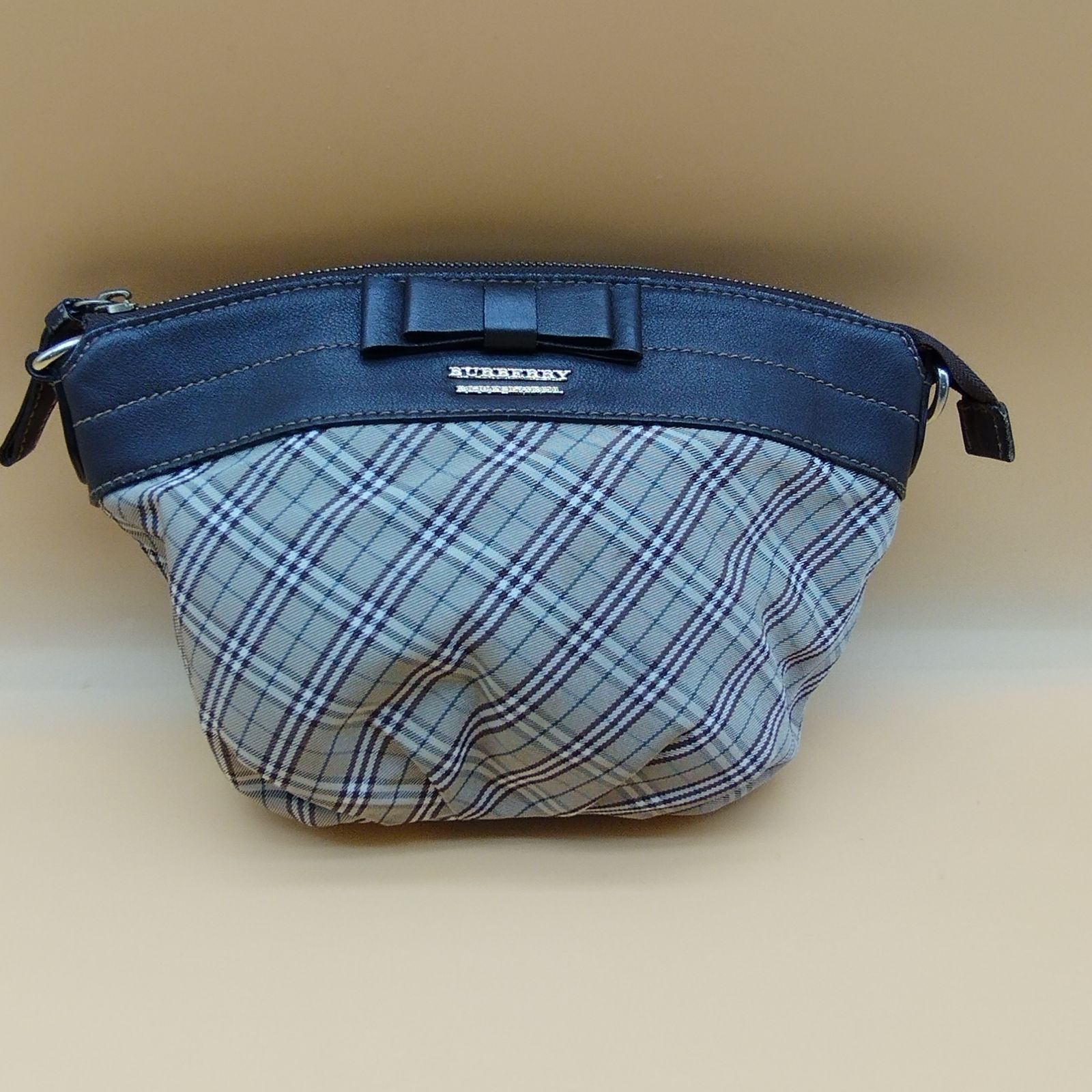 注文 【D21942】バーバリー ブルーレーベル ノバチェックショルダーバッグ