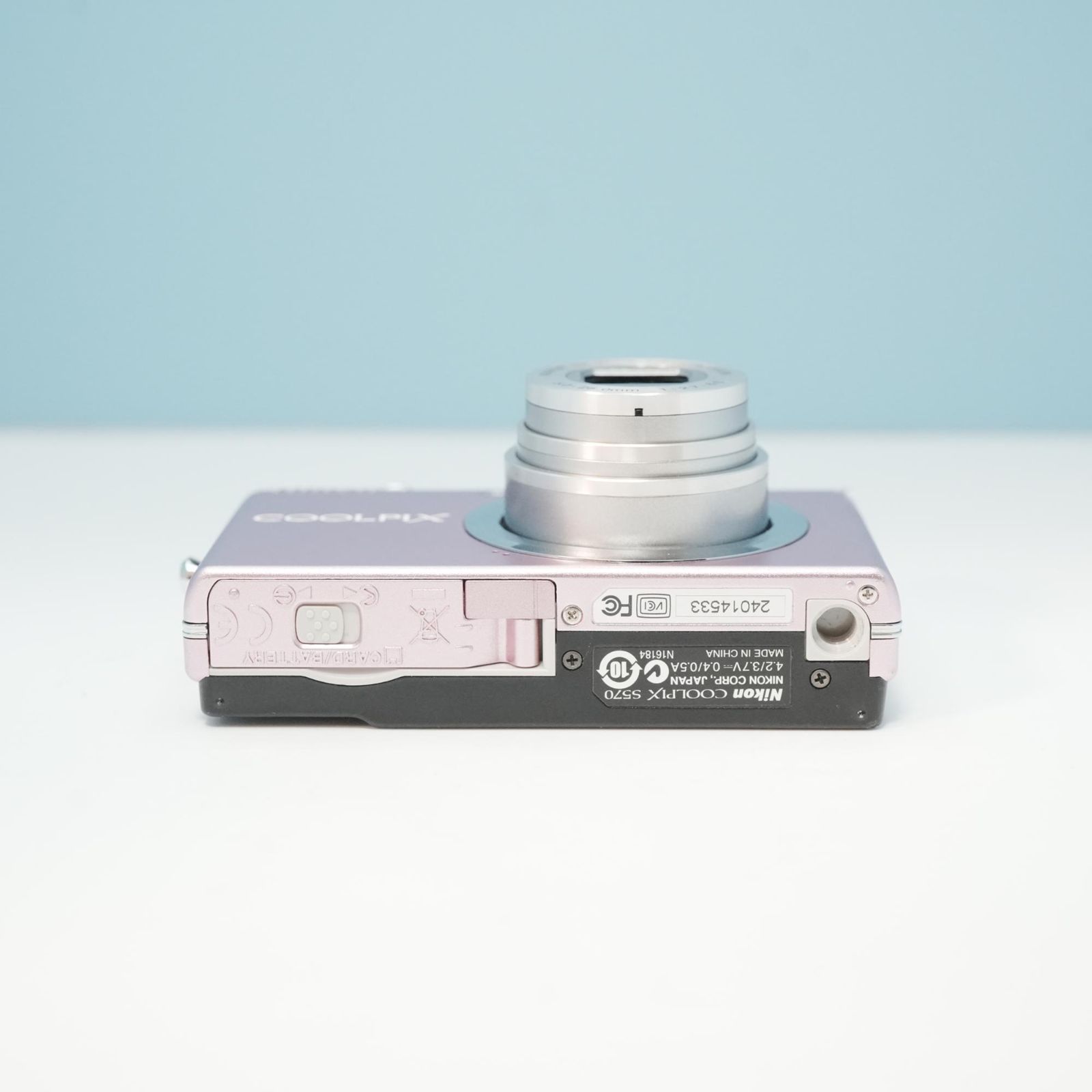 Nikon COOLPIX S570 デジカメ スマホ転送OK フルセット 極美品 a5510