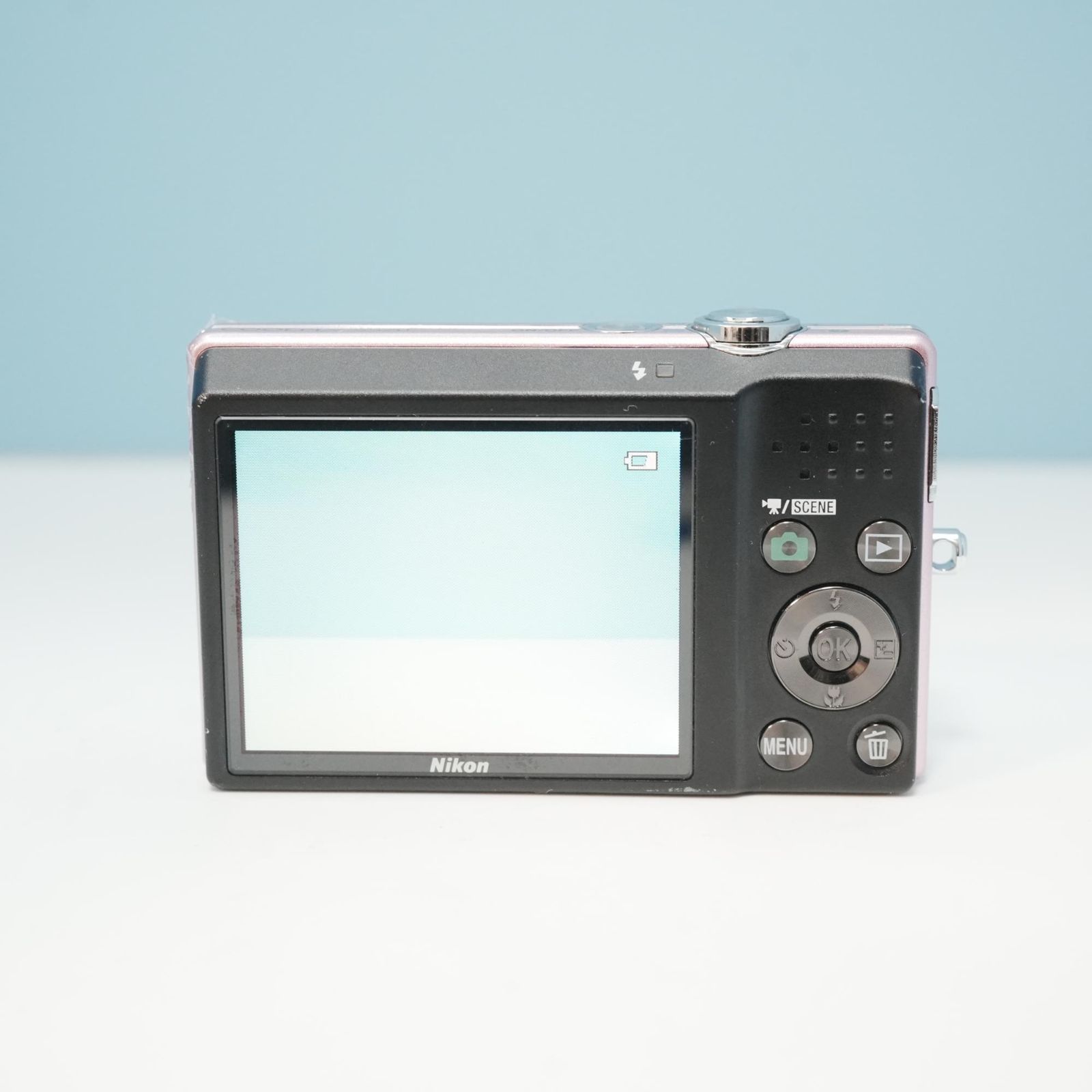 Nikon COOLPIX S570 デジカメ スマホ転送OK フルセット 極美品 a5510