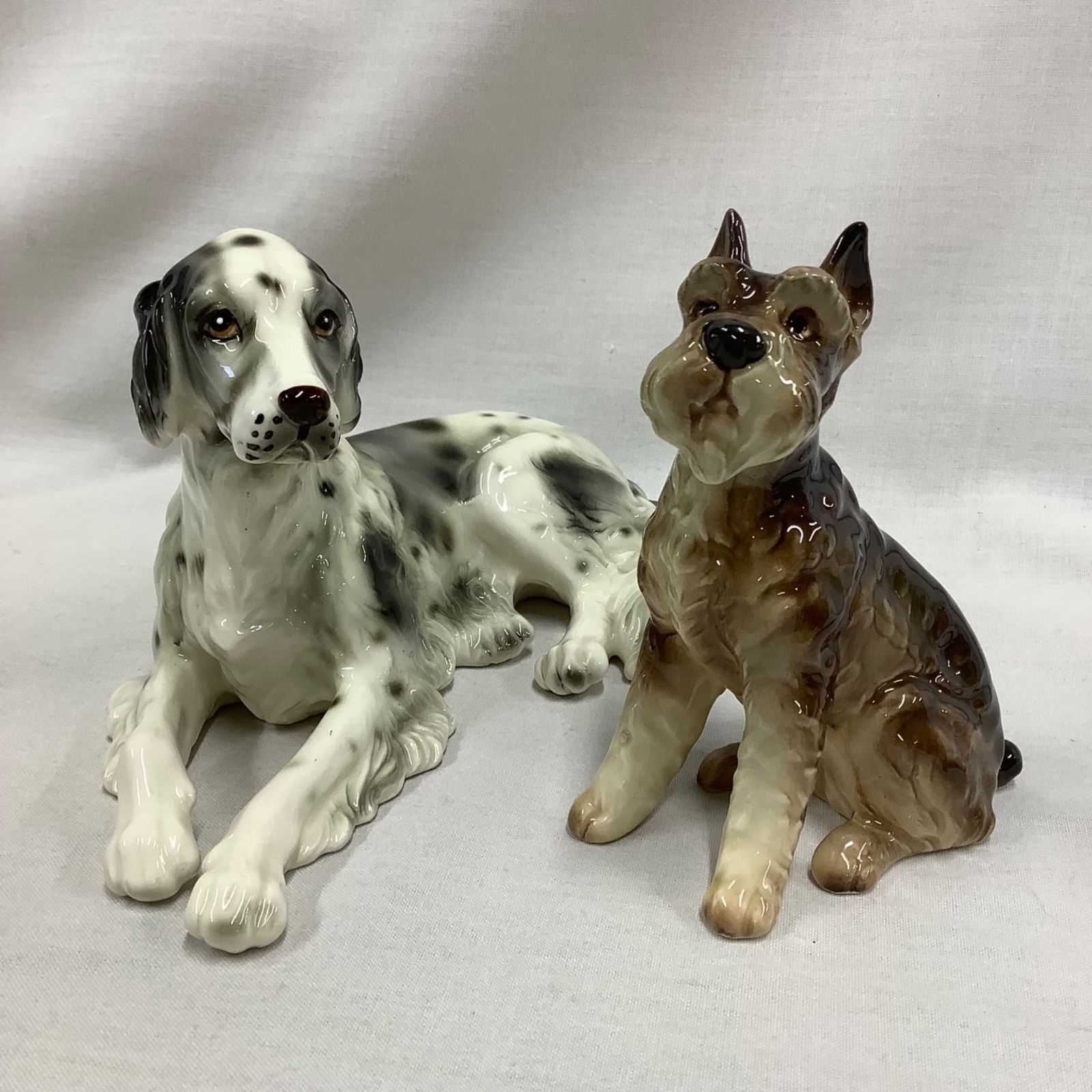 犬の置物 2個 陶器製 イングリッシュ・セッター シュナウザー Q855