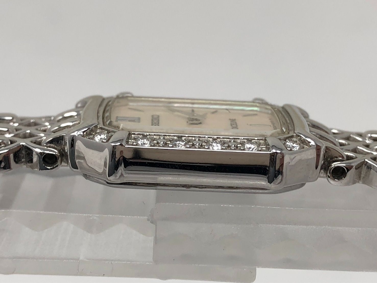 SEIKO Exeline 2 E 20-7460 Diamond Bezel Quartz セイコー エクセリーヌ 腕時計 ダイヤベゼル 19560