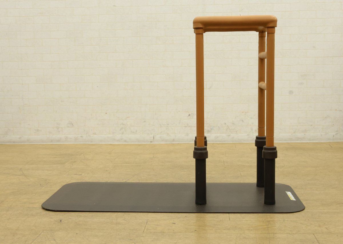 モルテン ルーツ 置き型手すり コーナータイブ 幅約50 cm×長さ約106 cm×高さ約75 cm 配送不可 併 Iア