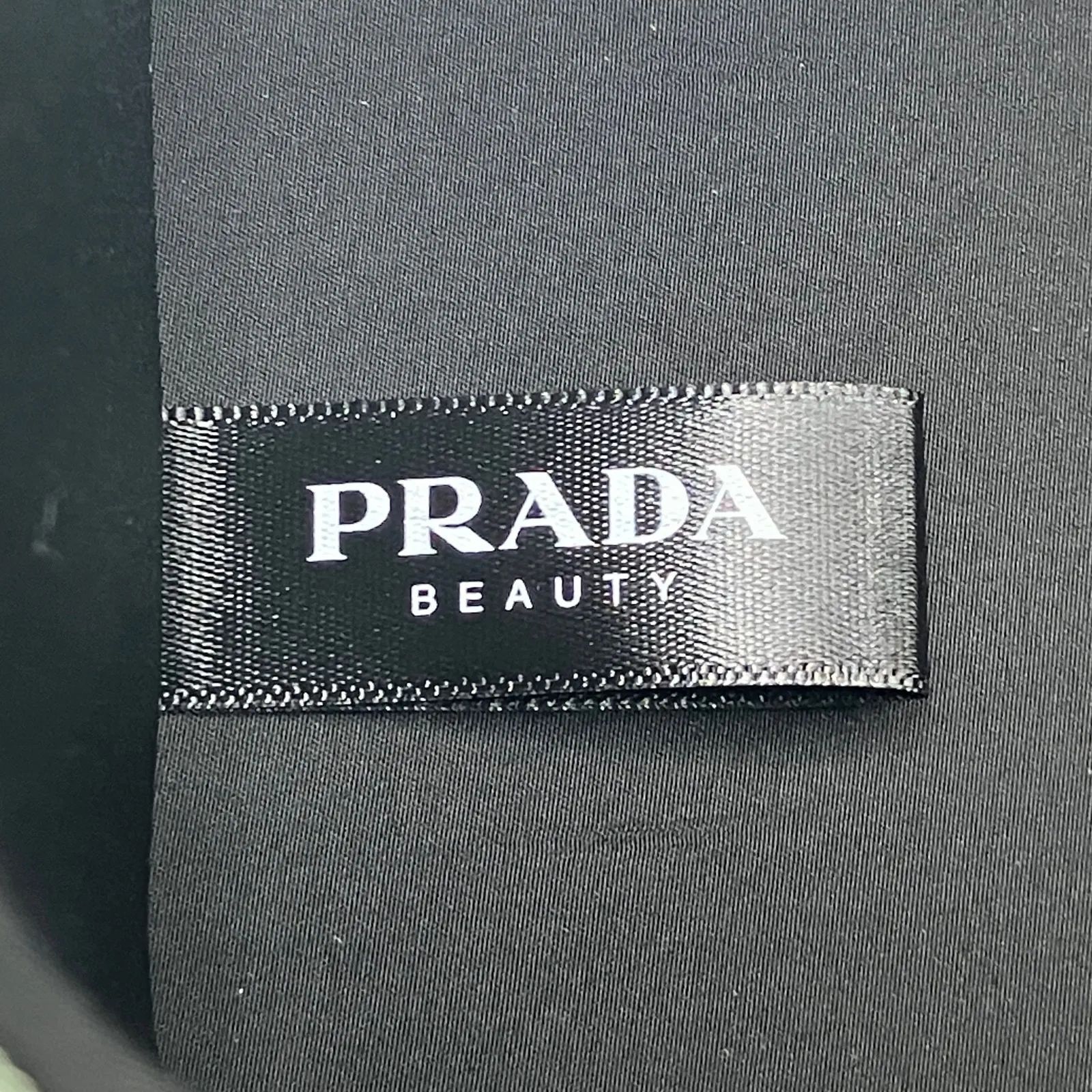 非売品】PRADA ビューティー ミントグリーン メイクボックス ポーチ 