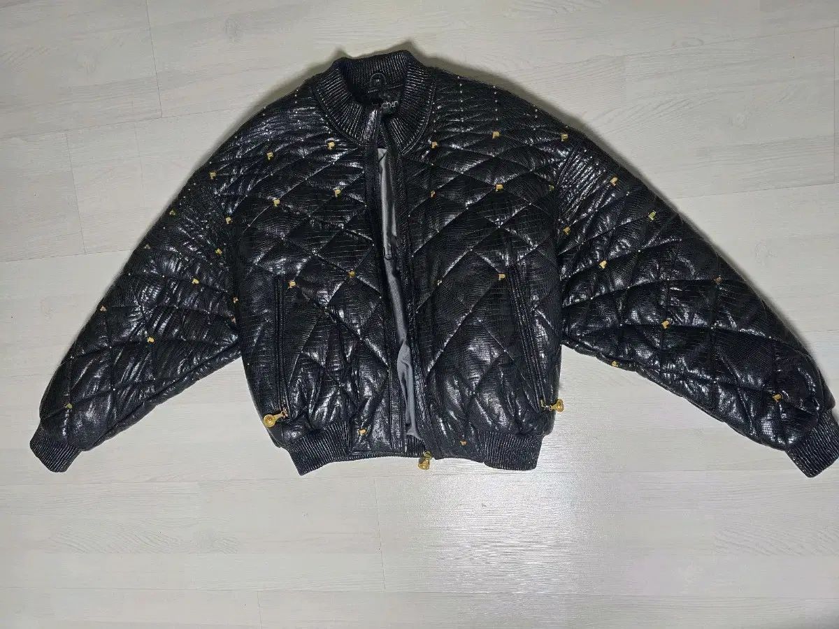 90 s 펠레펠레キルティング ブラック ma 1 ブルゾン ジャケット ゴールド スタッズ