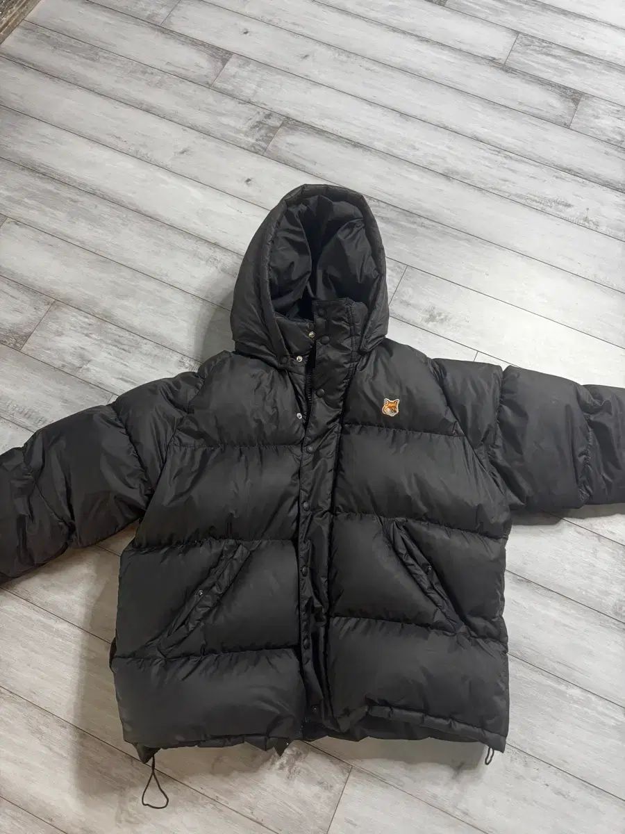 メゾンキツネ ブラック ダウン XL