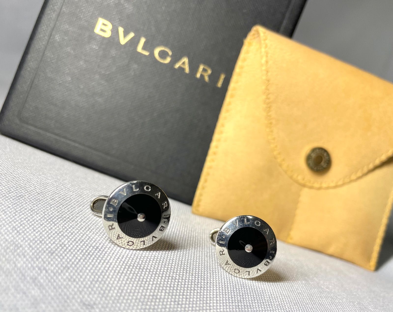 BVLGARI ブルガリ ブランドロゴ文字オーバル カフス スターリングシルバー ブラック カフリンクス ボタン あり