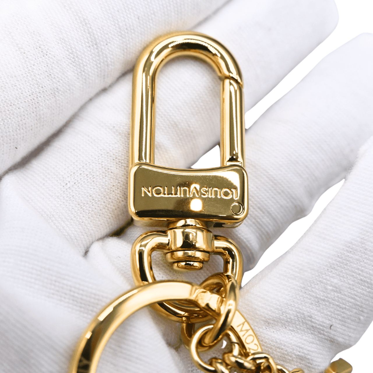 LOUIS VUITTON ルイヴィトン LV x TM スーパーフラット キーホルダー