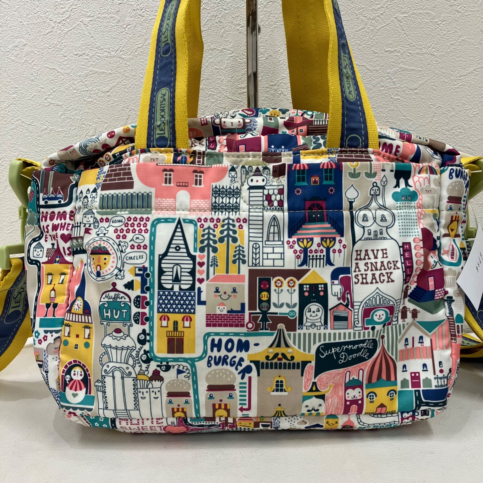LeSportsac(レスポートサック) Artist In Residence 830 LeSportsac