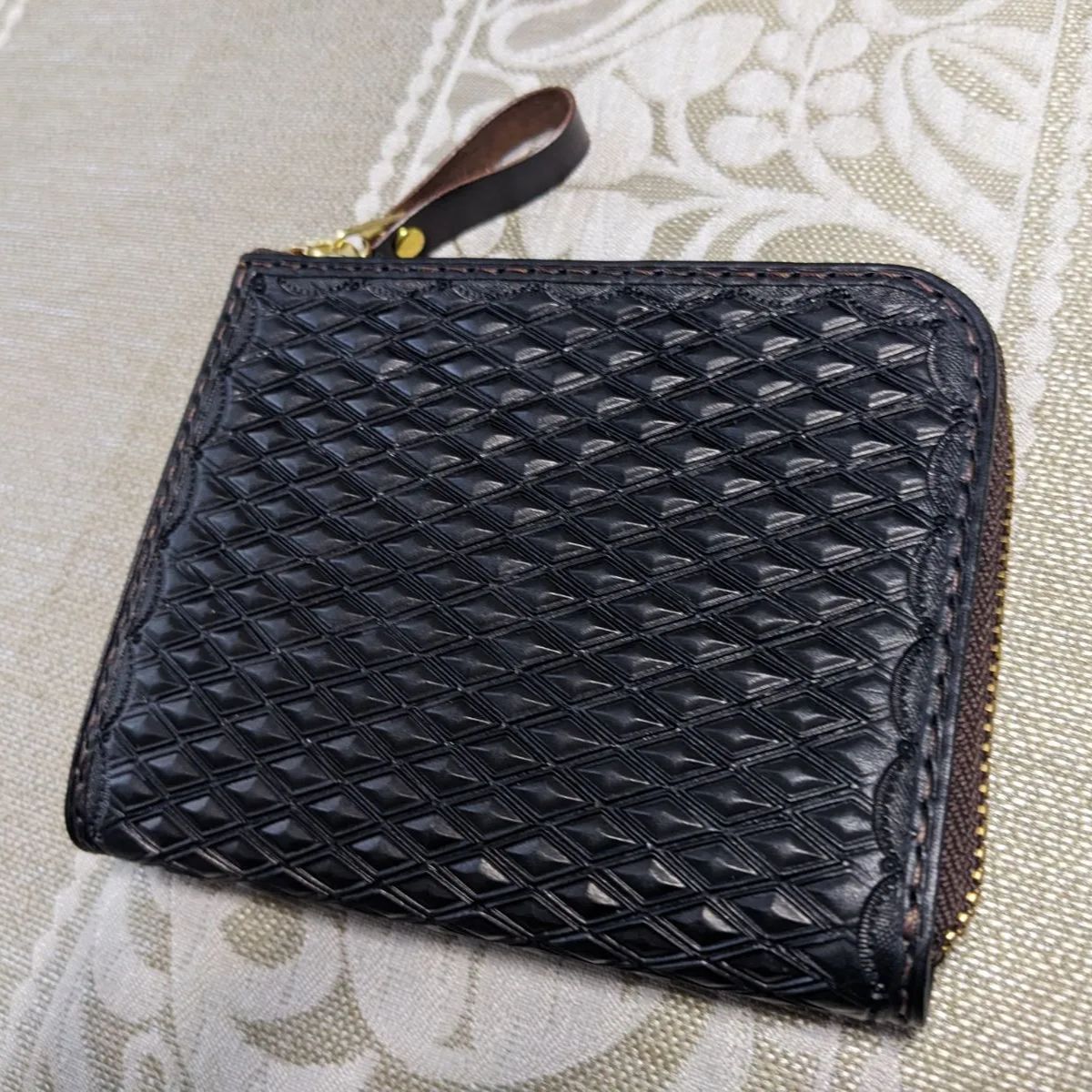 L字財布 ④ ダイヤ刻印 黒 本革 ハンドメイド