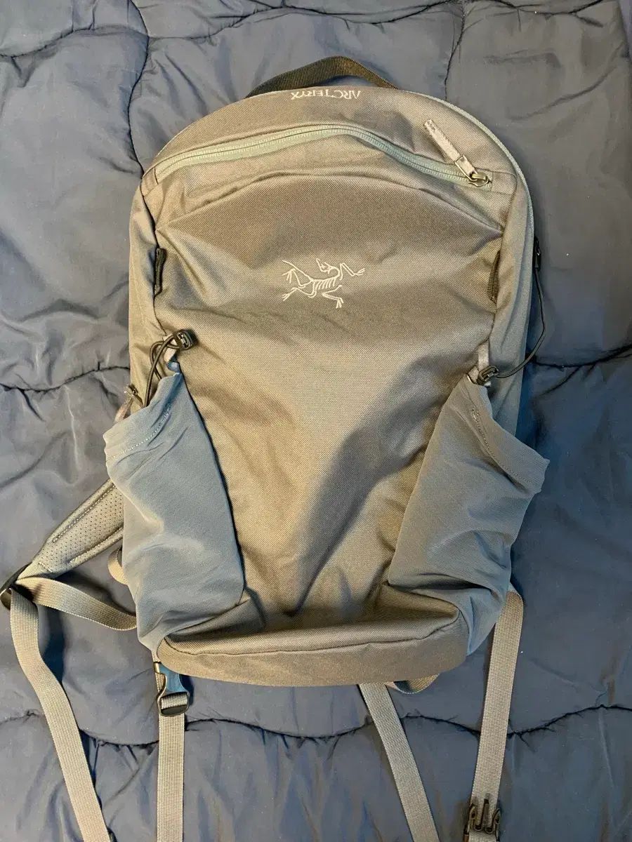 ARC TERYX アークテリクス メンティス16 ブルーグレー S級