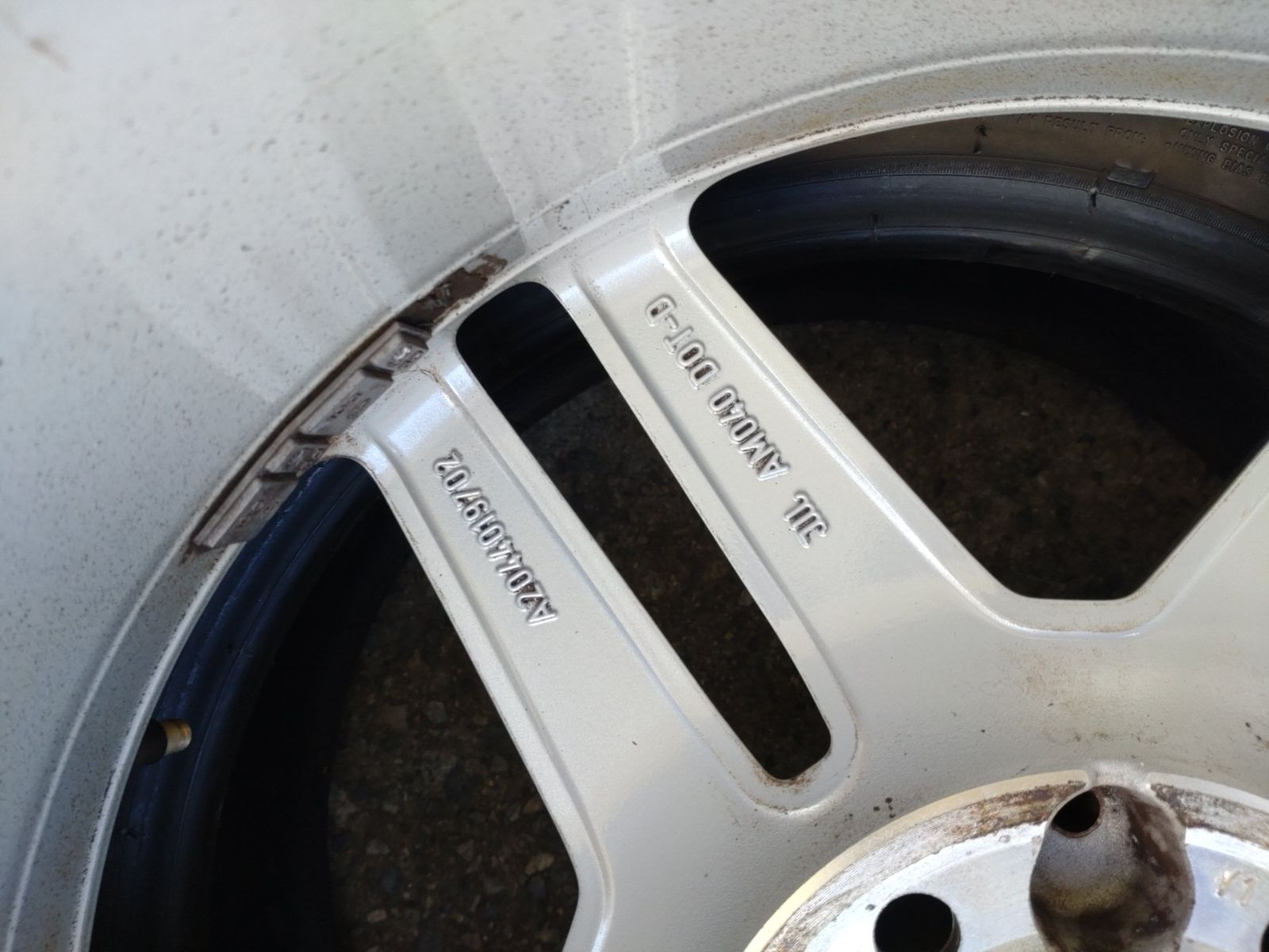  メルセデスベンツ W 204 Cクラス AMGライン 17インチ 8 5 J 58 PCD 112 H ホイール 1本のみ 17インチ ホイール