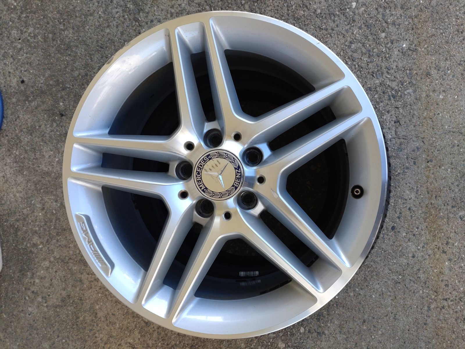 メルセデスベンツ W 204 Cクラス AMGライン 17インチ 8 5 J 58 PCD 112 H ホイール 1本のみ