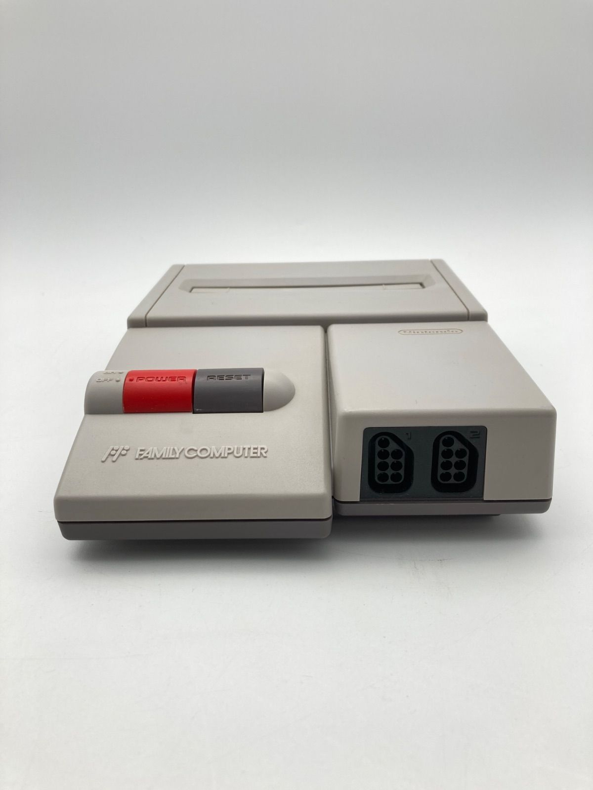 ニューファミコン 本体