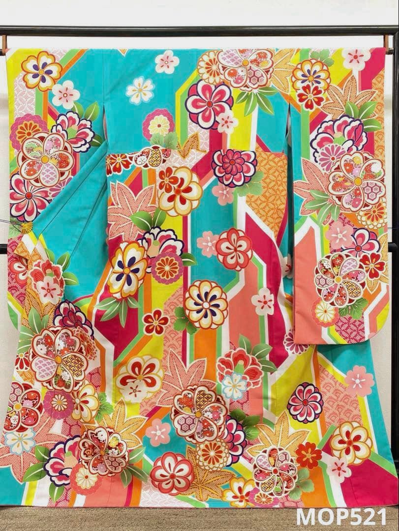 ポリエステル振袖 玉城ティナ×キスミス 銀彩 身丈168cm MOP521 - メルカリ