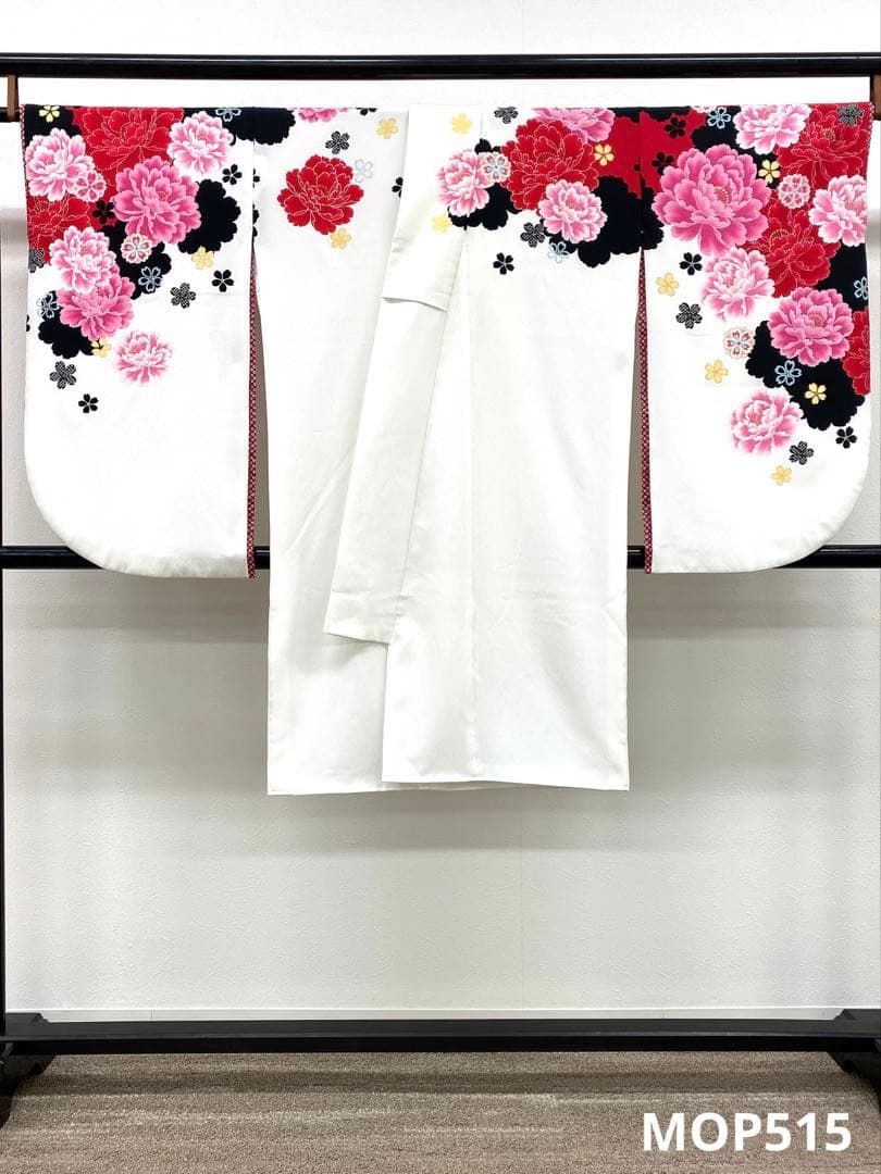 二尺袖 ポリエステル着物 山本寛斎 金彩 牡丹 袴用 MOP515 - メルカリ