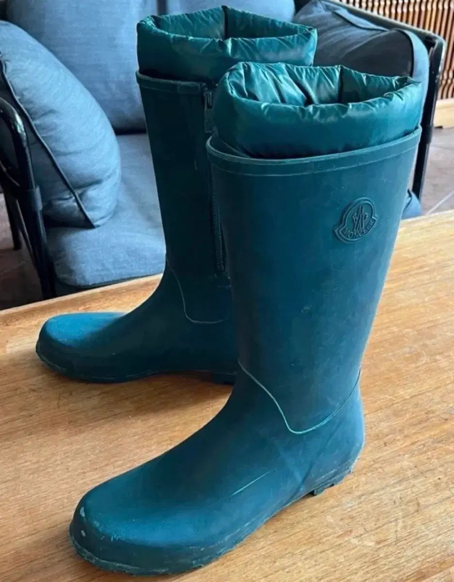 モンクレール スノウ ブーツ 41 270