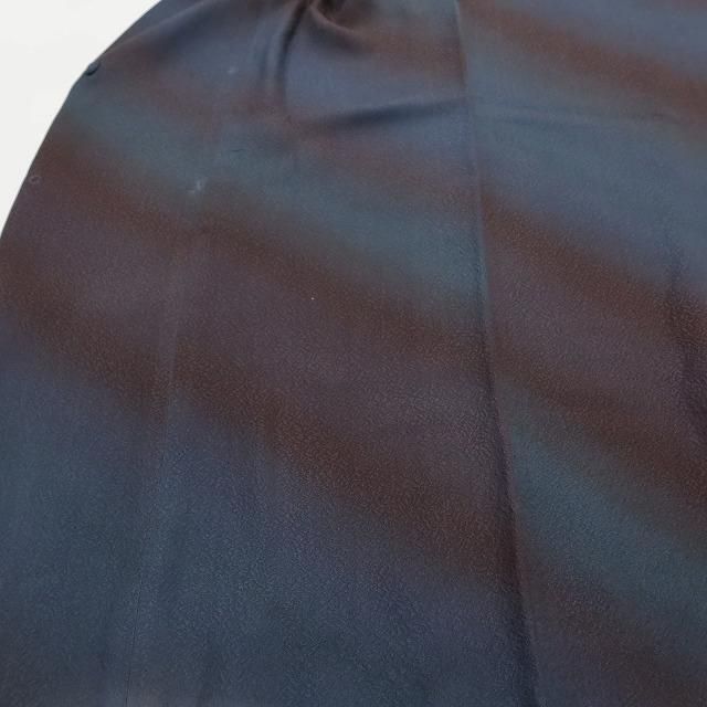 豊かな息吹を秘めた流れる時も静寂も 道行コート