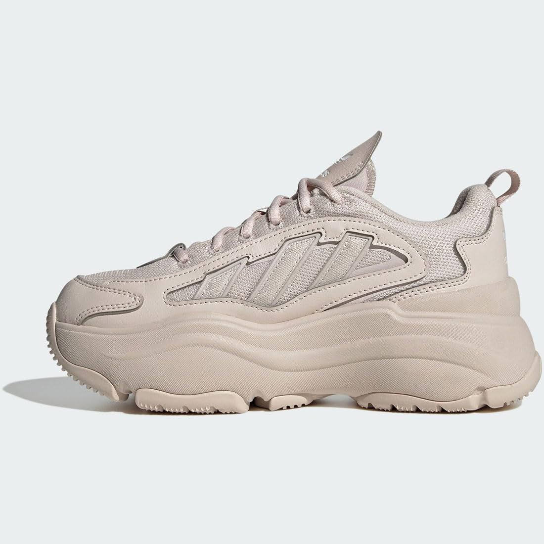  アディダス オズガイア W OZGAIA スニーカー シューズ パテモーブ フットウェアホワイト IG 6049 日本 24 0 cm 登山便利グッズ トレイルランニングシューズ アウトドアシューズ