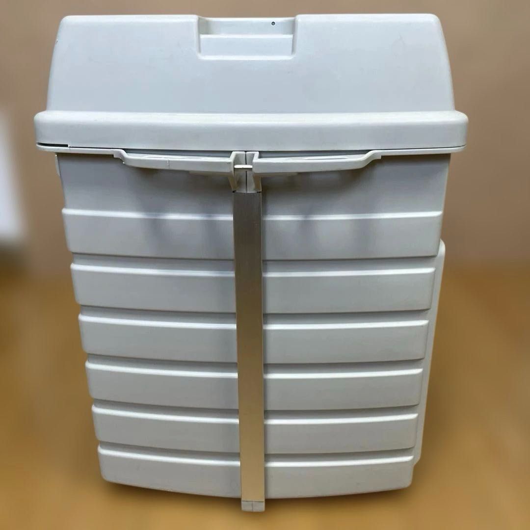 ホワイト タックルボックス